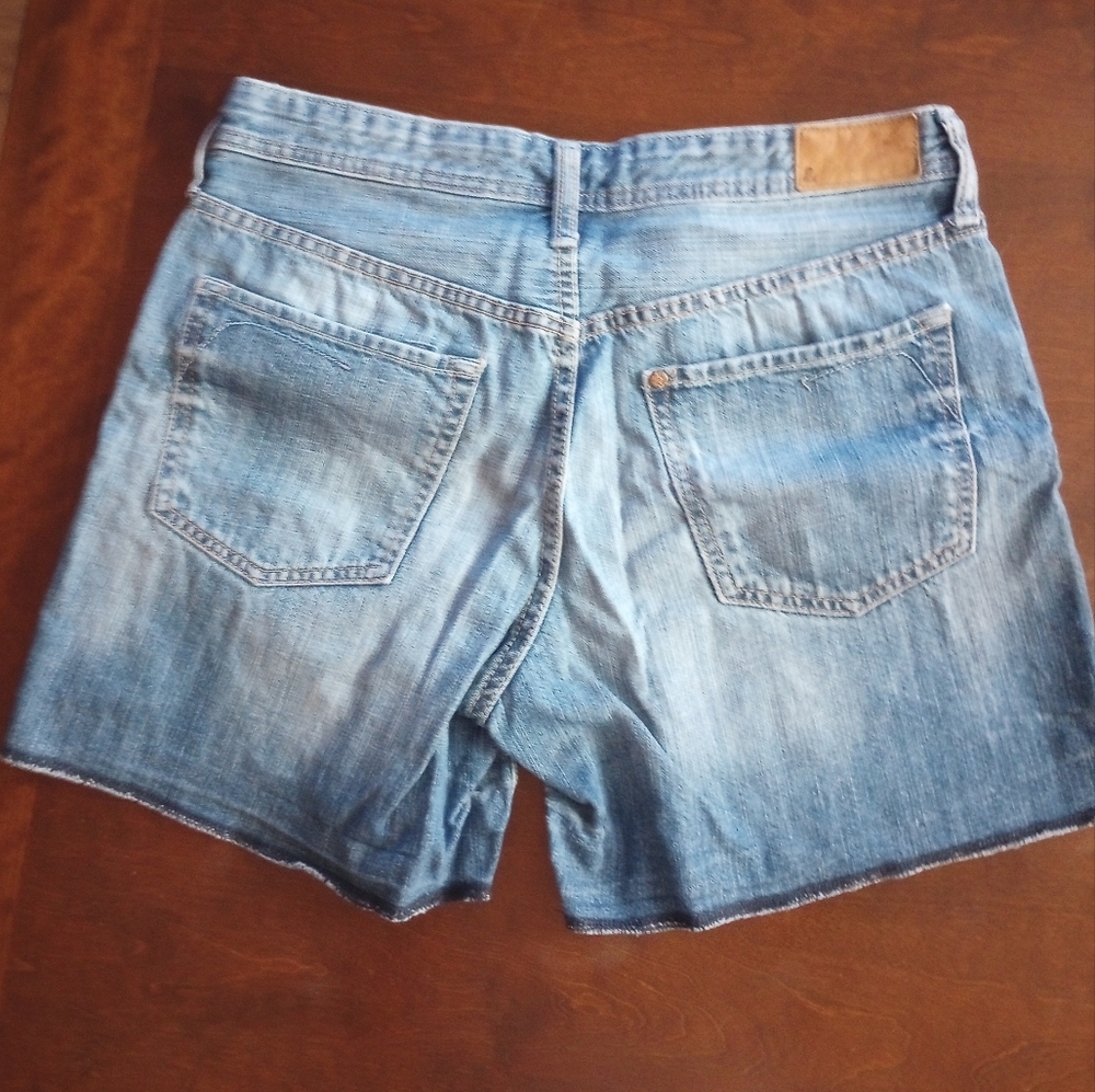 💘🍂 & Boyfriend H & M Shorts - Picture 2 of 14